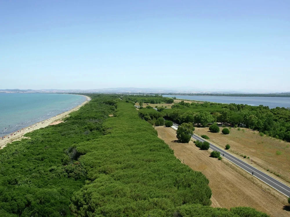 Seaside Comfort in Giannella