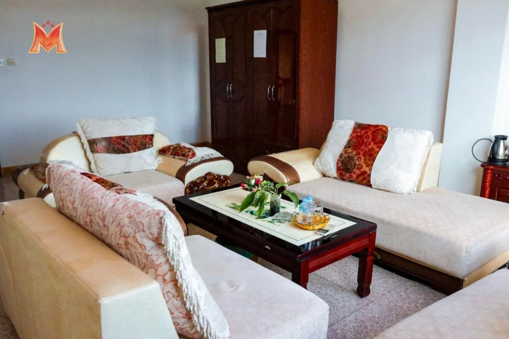 Friendship Hotel