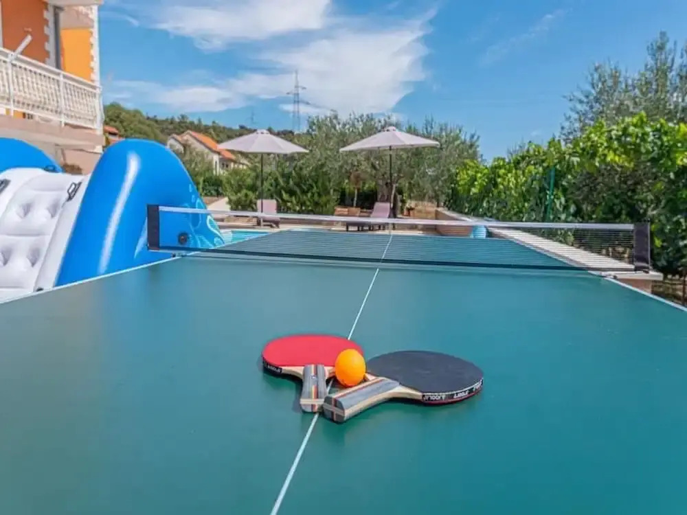 Apartment Niko - Two Bedroom Apartment With Swimming Pool