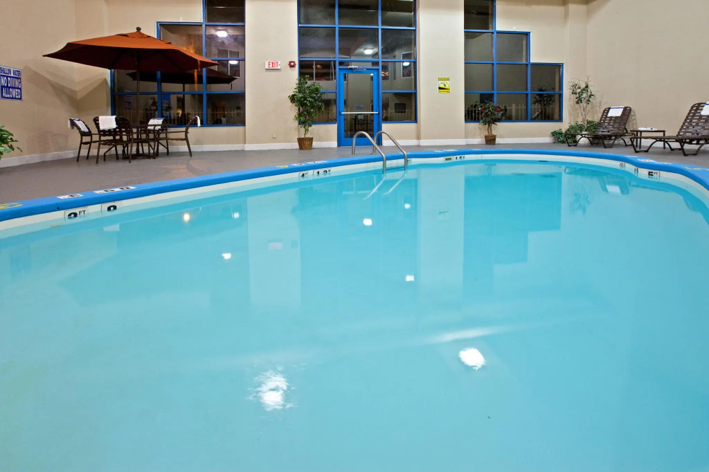 Holiday Inn Express Scottsburg by IHG