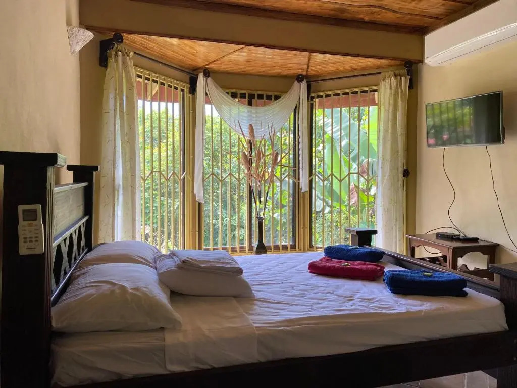 Bahía Ballena Rooms