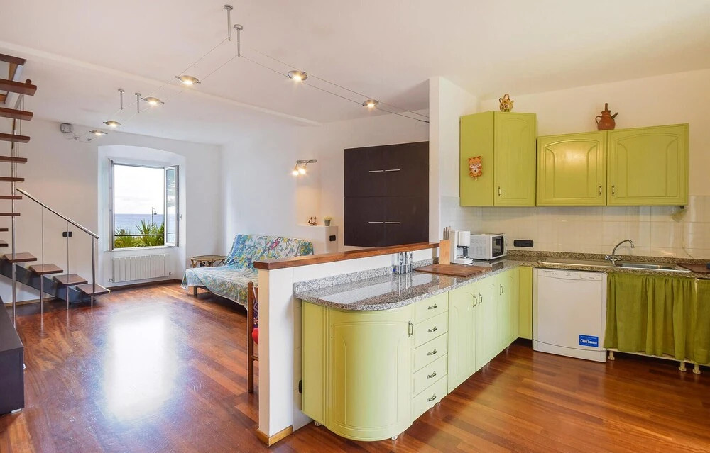 Awesome Apartment in Moneglia With Wifi and 2 Bedrooms