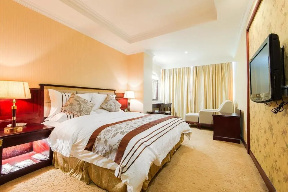Lvweisi Yinhui Hotel