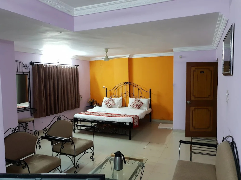 Hotel Bhagwati Park