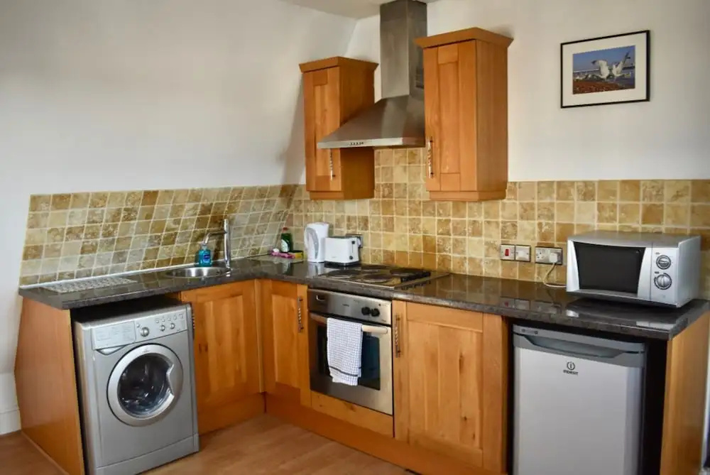 1 Bedroom Apartment Centrally Located in Brighton