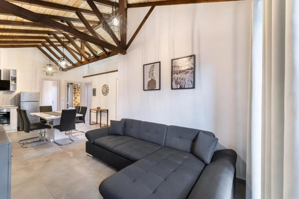 Petra Residence