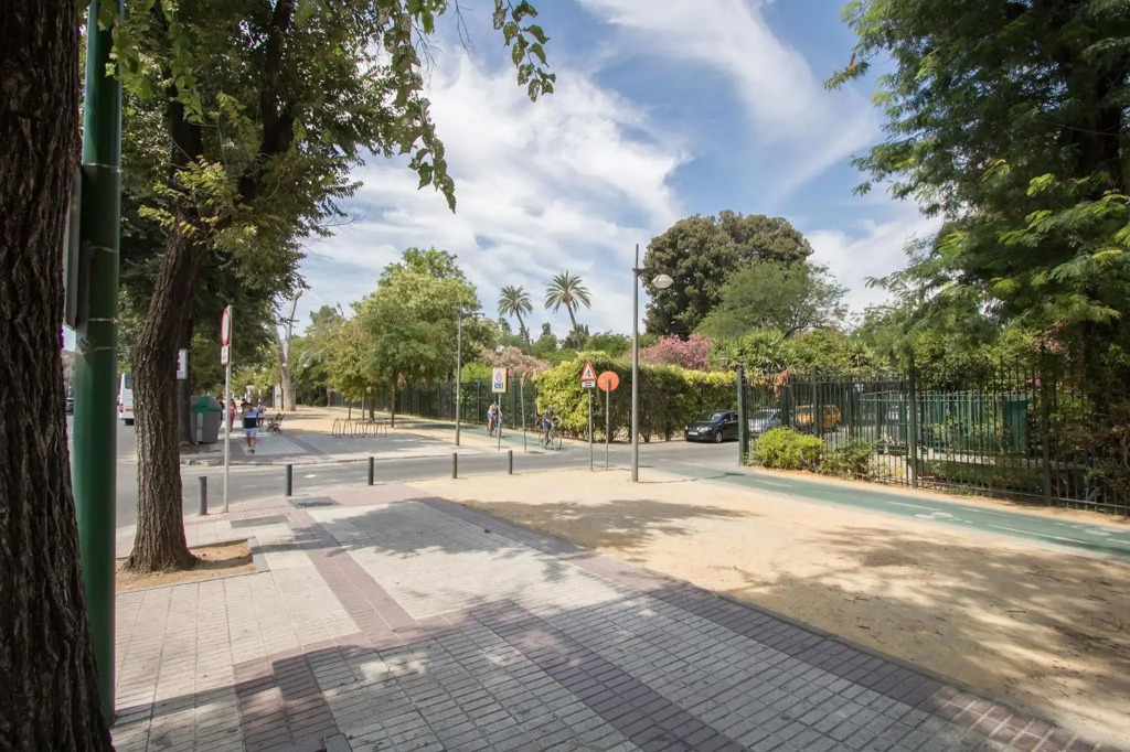 Oriental Apartment Gardens Views 2 pax