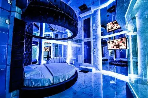 Naucleros Suites