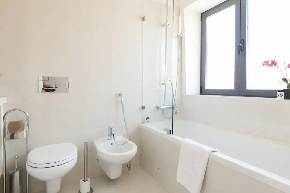 GuestReady - Central stylish home with parking