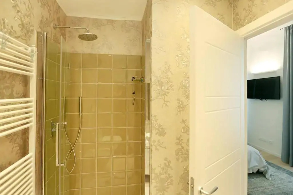 Opera 19 Luxury Apartment