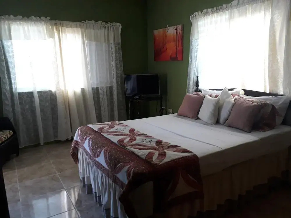 Ochi Cottage
