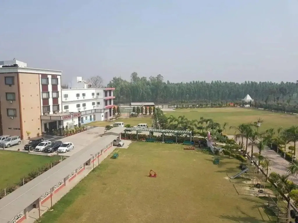 Leisure Resort