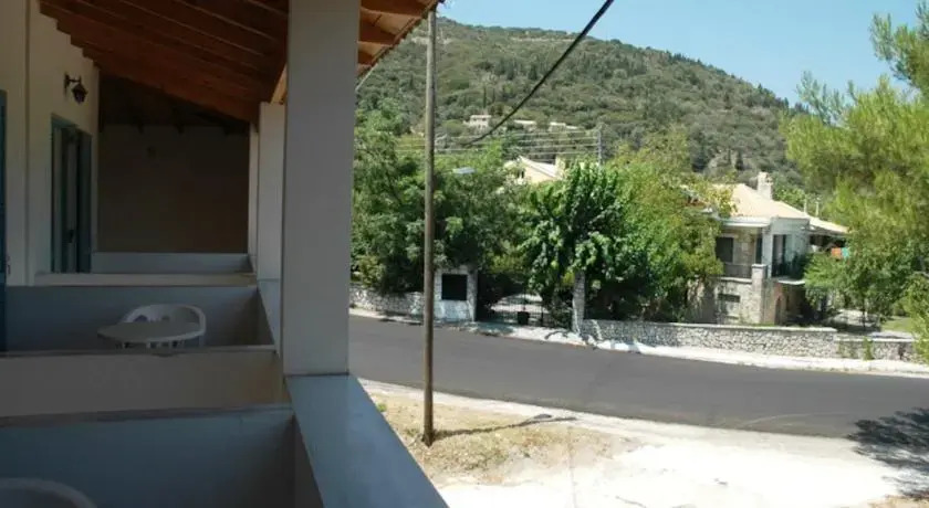Chalikias Rooms