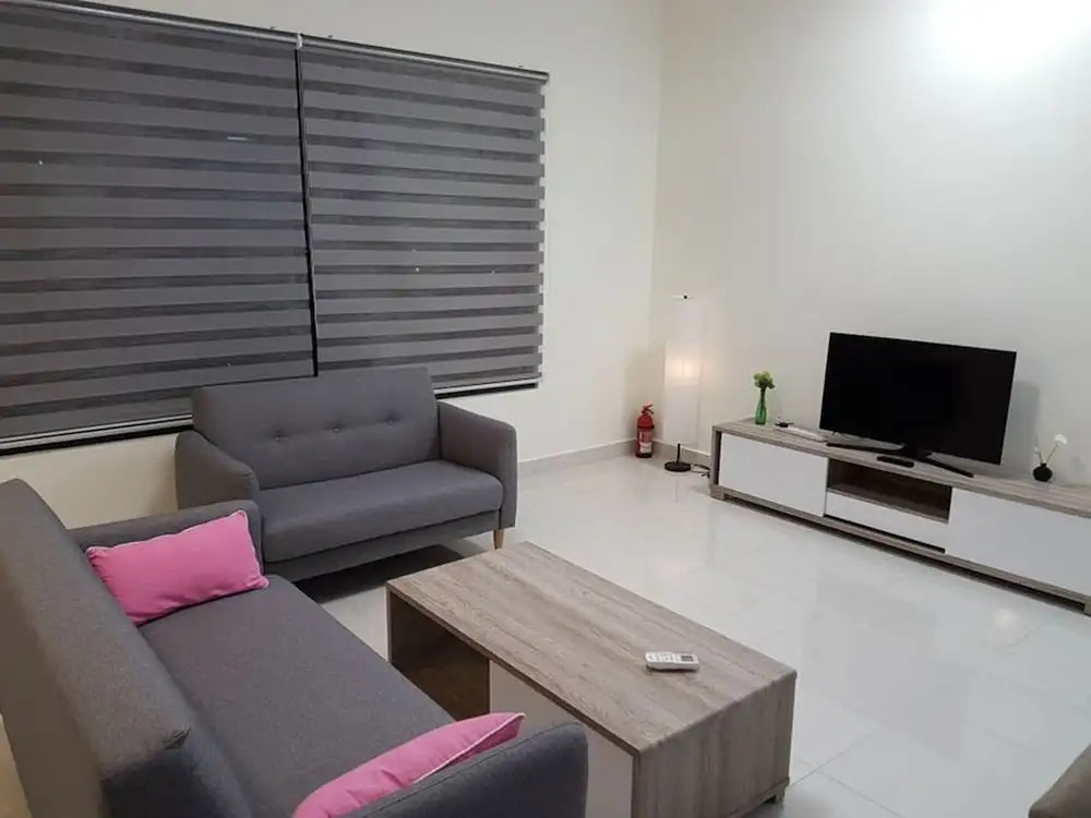 Pandora Homestay II