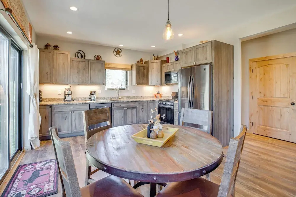 10 Mi to Slopes! Mtn-view Crested Butte Retreat