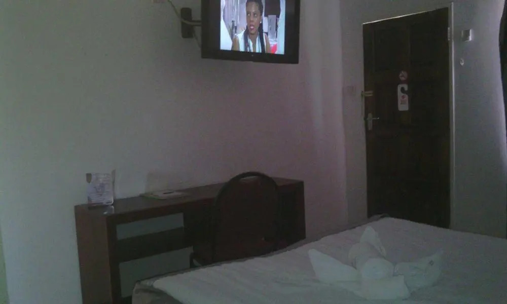 Mikelele Motel