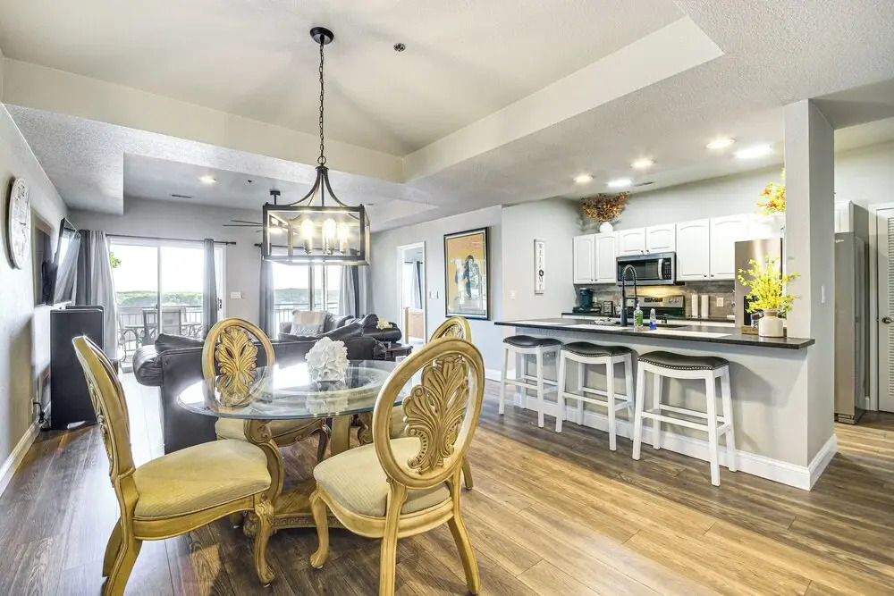 Pool Access + Private Deck: Lake Ozark Retreat