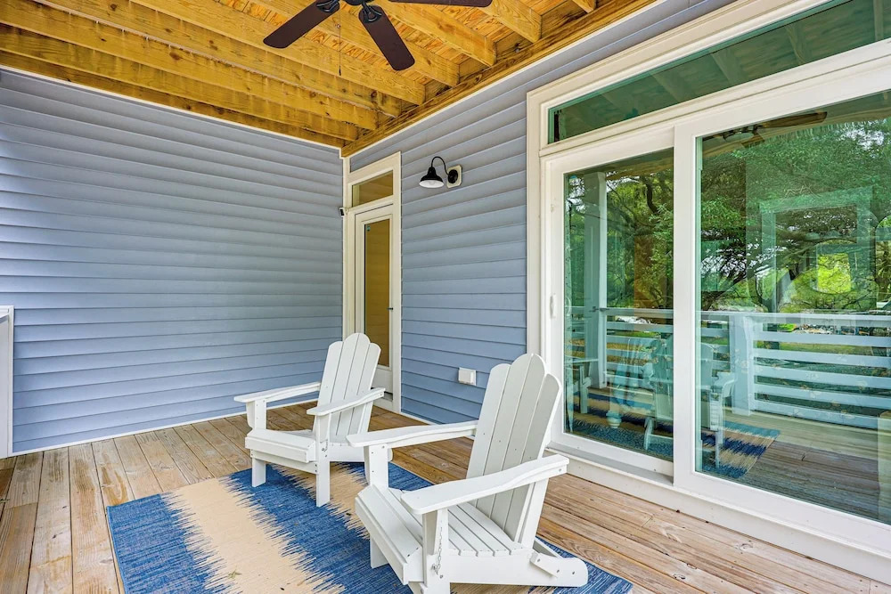 2 Mi to Boardwalk! Coastal Carolina Beach Hideaway