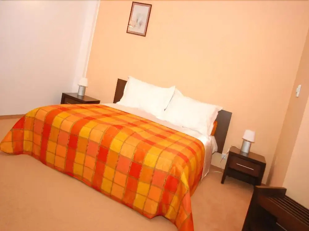 Celly Hotel