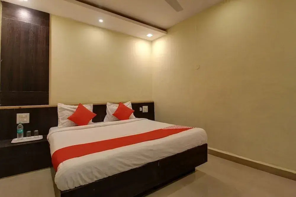 Hotel Surya Yatri Niwas by OYO Rooms