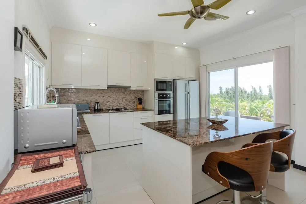 3 Bedroom Pool Villa With Amazing Views TH2