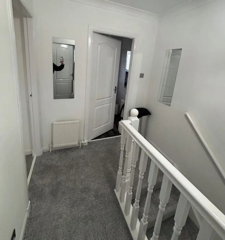 130m2 New House 2024 - 3 Bedrooms - Free Fast Wifi - Free off Street Parking