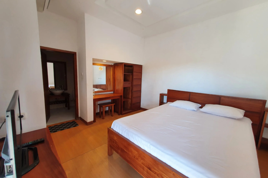 Rumah Eyang Tardjo Syariah Mitra RedDoorz
