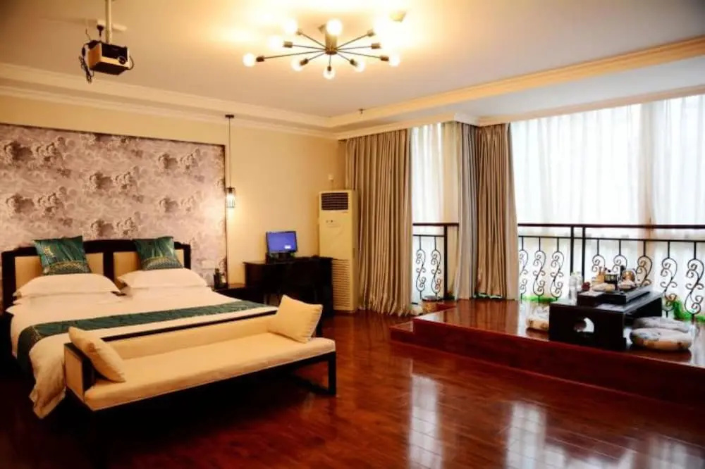 Tianfu Lidu Business Hotel
