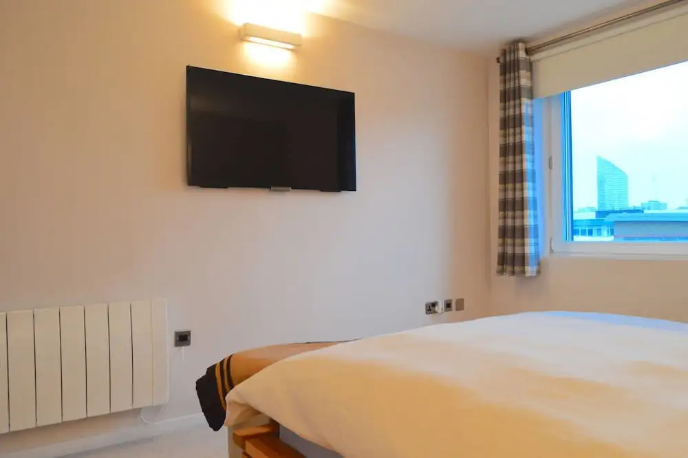2 Bedroom Canal Apartment Close to Shoreditch