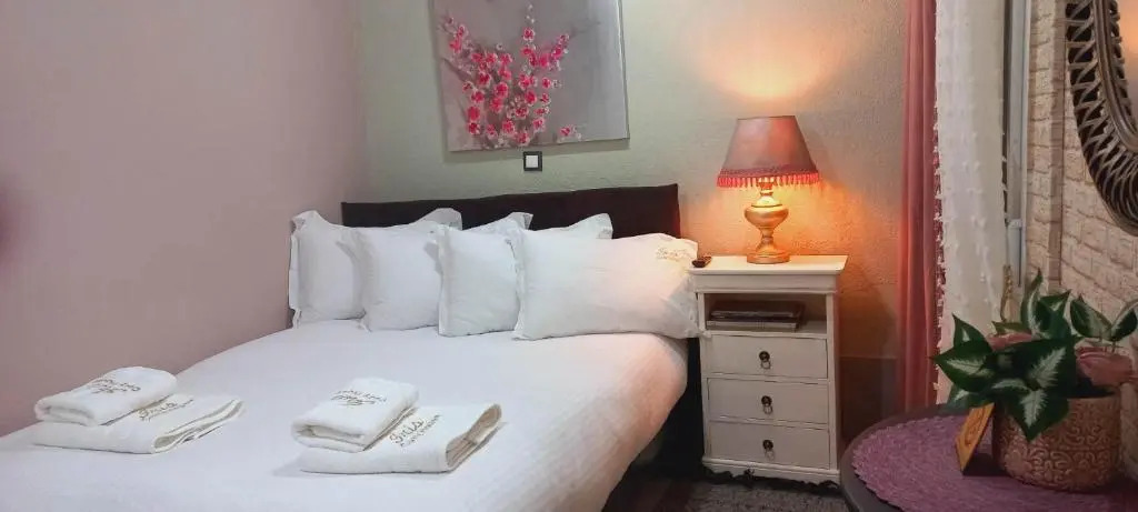 IRIS COZY HOUSE με ανεξάρτητη είσοδο