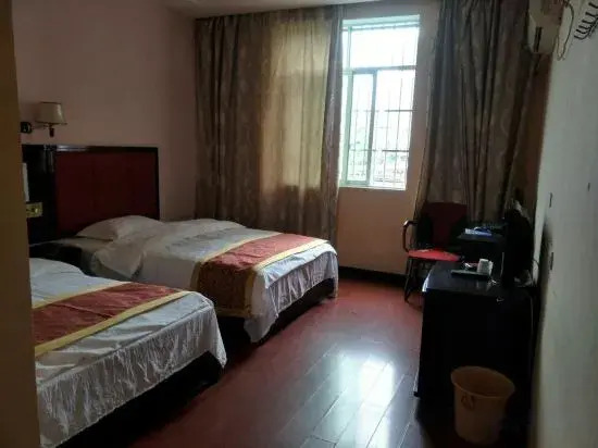 Jinping Shuntian Hotel