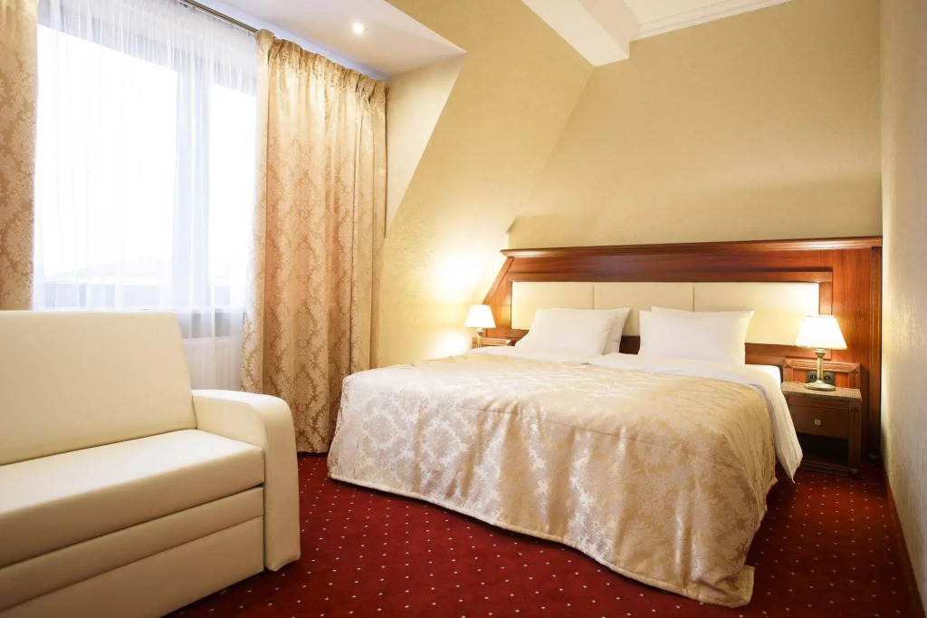 Hotel Etiuda