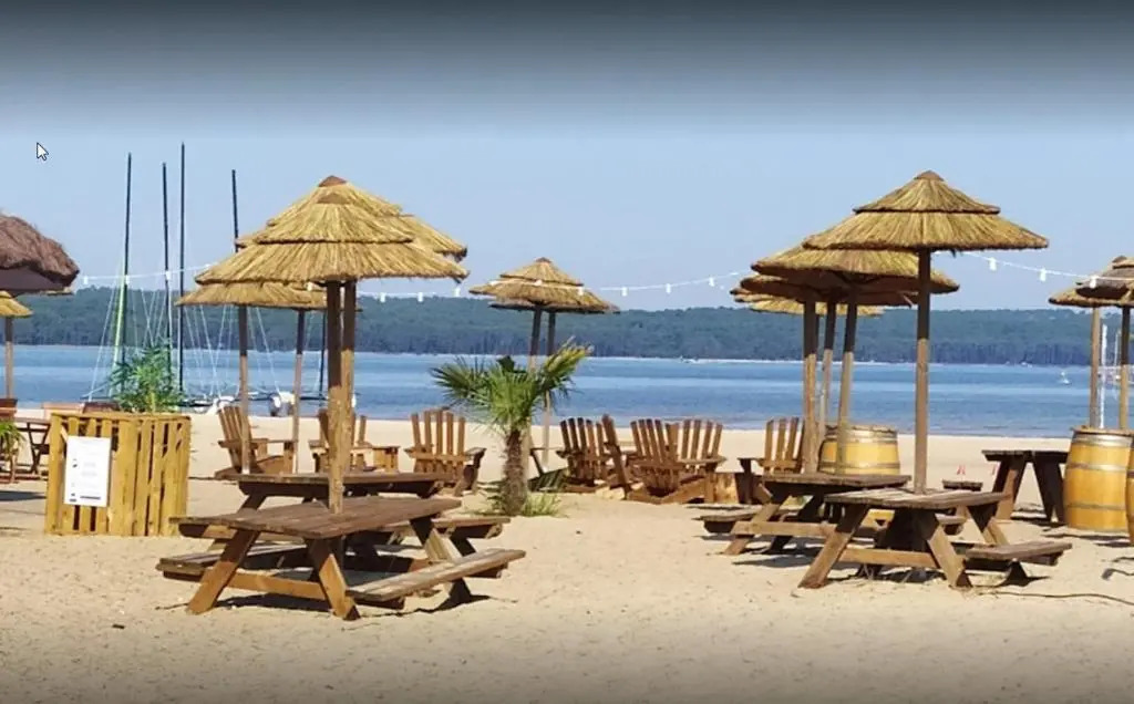 200m de la plage Bungalow LUXE de 44m2 Ménage et draps inclus Camping 5 Etoiles Mayotte Lac Biscarrosse Koyobalys