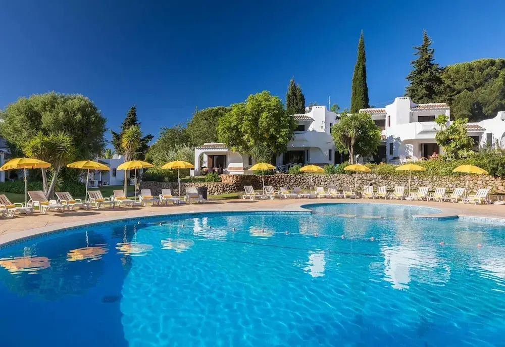 Clube Albufeira, Family Holidays with Pool View