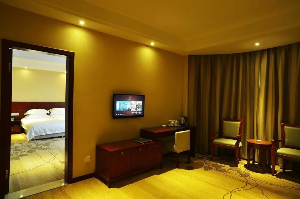 Lijiang Hotel