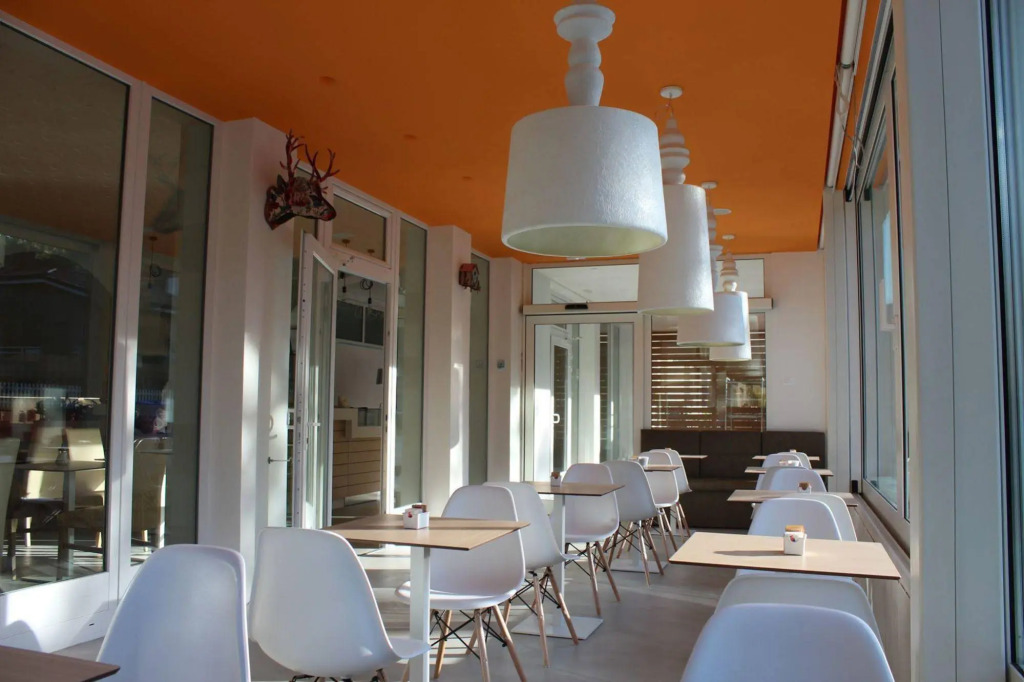 Hotel Alex