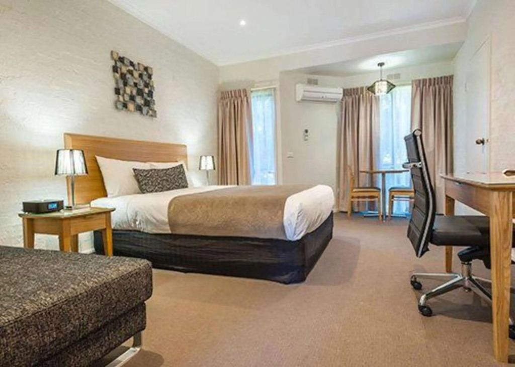 Comfort Inn Coach & Bushmans