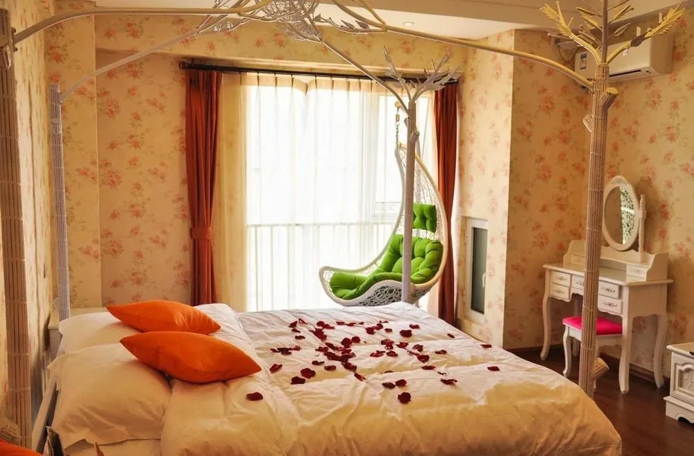Yisuli Hotel (Dalian Hi-tech Wanda Plaza)
