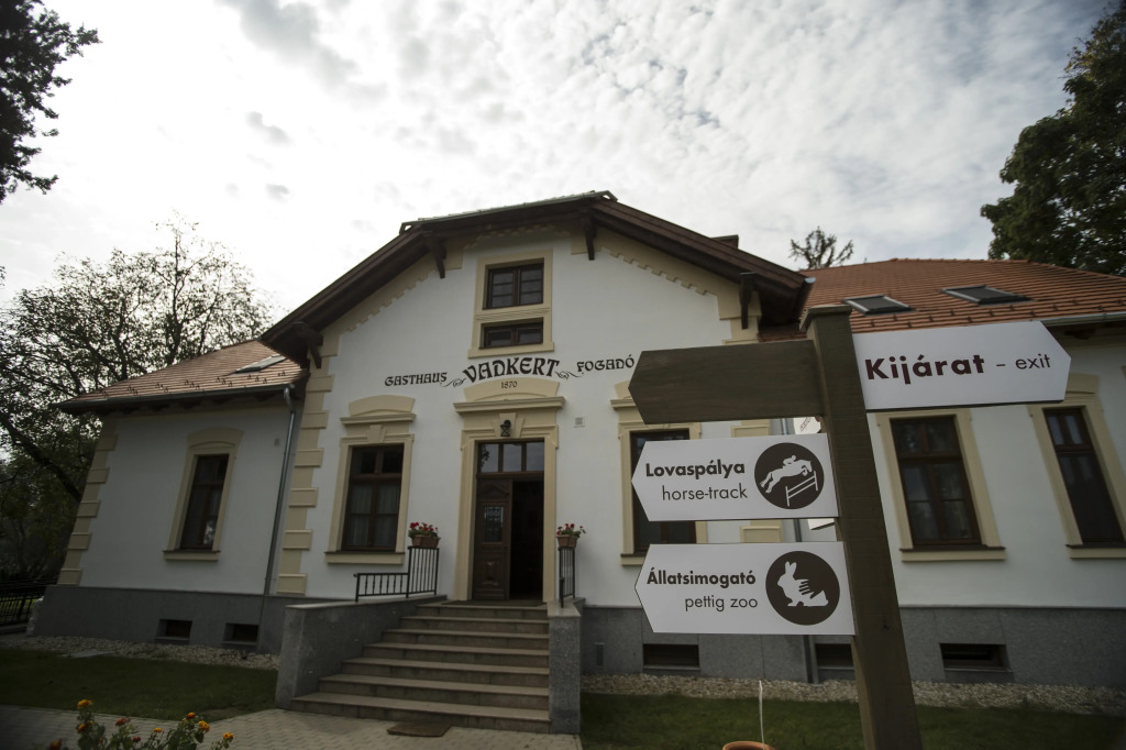 Vadkert Fogadó
