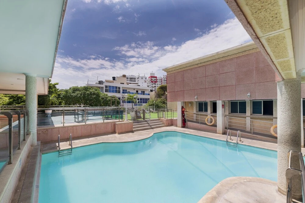 Hotel Sorrento Beach