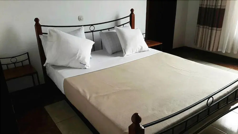 World House Gisozi Hotel