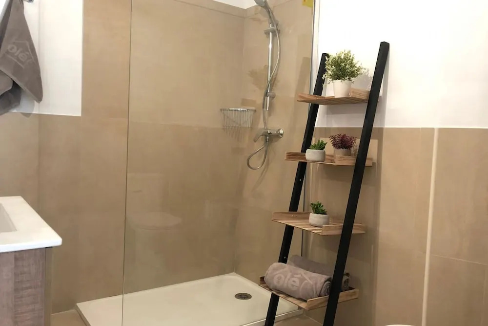 Tetuán Olehousing