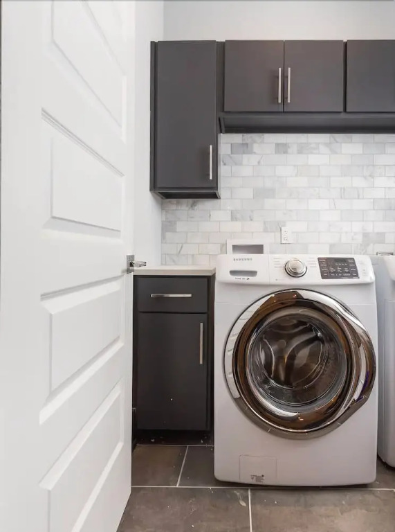6bed/4ba Townhouse at the tip of West End by Domio
