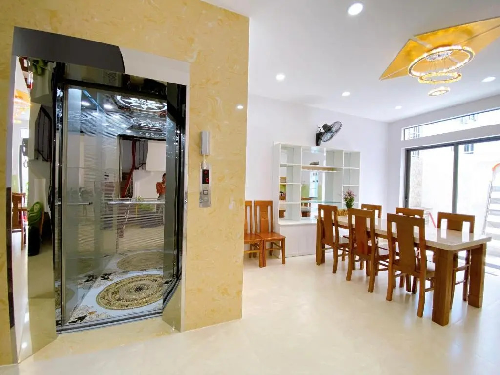 Gold Pig Homestay & Apartment