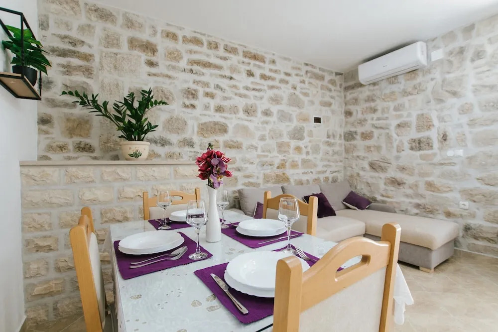 Apartment Dajana, near the beach
