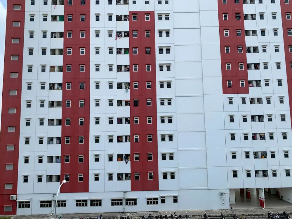 Cozy 2Br At Delta Cakung Apartment