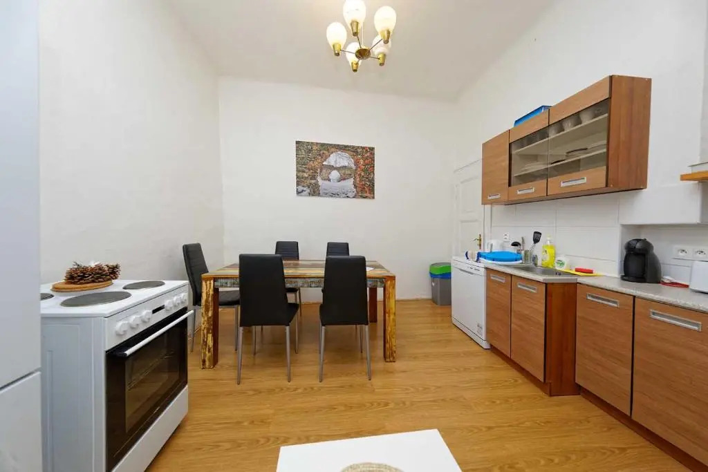 Peters Tower Apartments