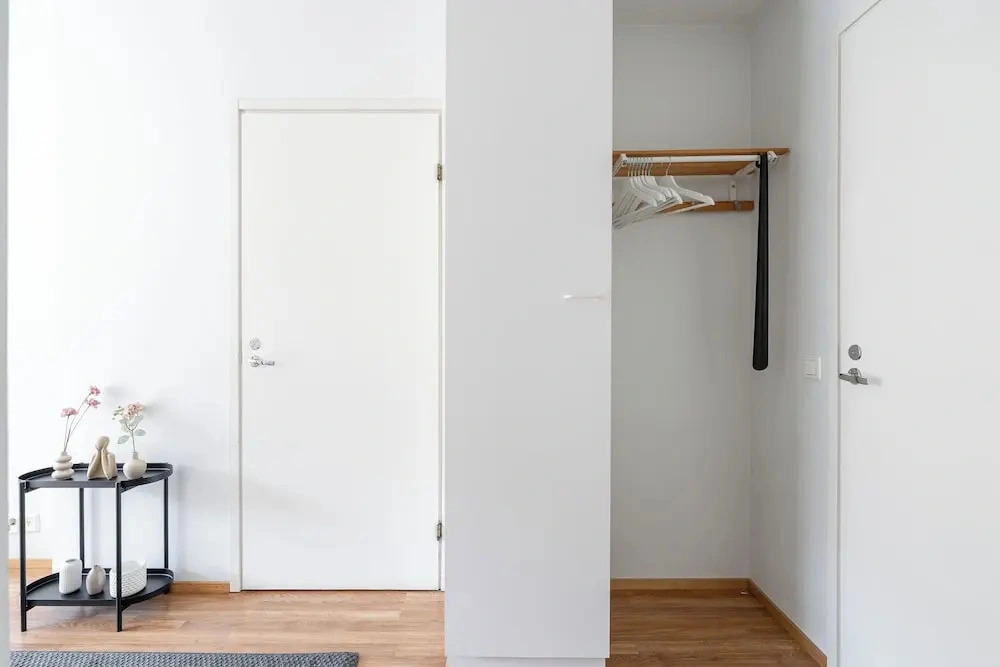 Comfy 1BR Apt with Sauna - Best Location