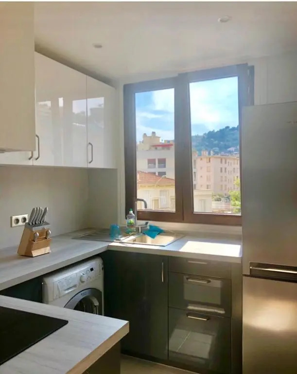 Apartement 5 rooms 20 mins from the beach