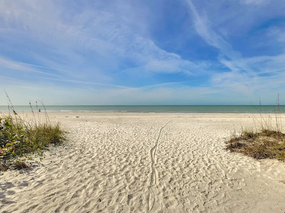 19610 Gulf Blvd Condo Unit 203 2 Bedrooms 2 Bathrooms Condo